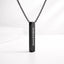 Schwarze Halskette mit minimalistischer Pendantschmuck